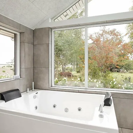 Nyaraló Luxury Retreat With Pool - By Traum Gørlev
